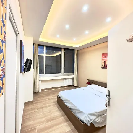 Vespucci בית הארחה